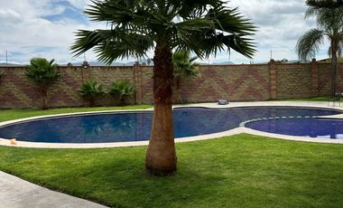 RENTA DE CASA AMUEBLADA EN NATURA