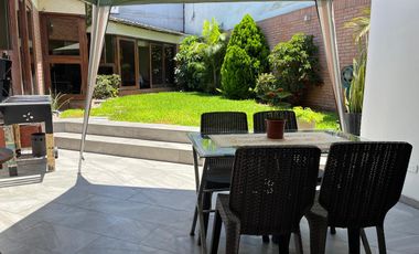 Aurora, Vta. de Casa, 336 m2, cerca a Parque y Colegios