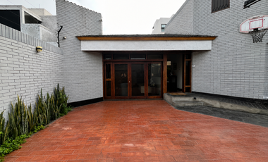 Aurora, Vta. de Casa, 336 m2, cerca a Parque y Colegios