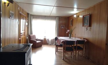 Manuel Montt, Casa de 348 MT2 $ 225.000----.