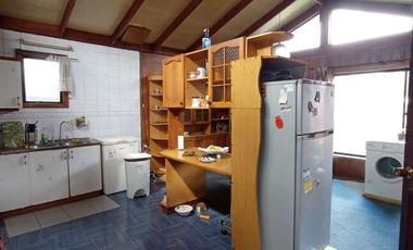 Manuel Montt, Casa de 348 MT2 $ 225.000----.