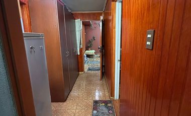 SE VENDE HERMOSA Y AMPLIA CASA, SALTO, RECOLETA.