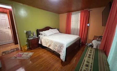 SE VENDE HERMOSA Y AMPLIA CASA, SALTO, RECOLETA.