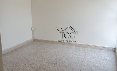 SE RENTA CASA DE 3 RECAMARAS EN PRIVADA EN TOLUCA
