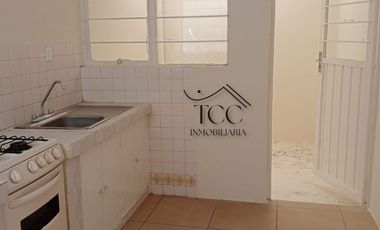 SE RENTA CASA DE 3 RECAMARAS EN PRIVADA EN TOLUCA