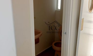 SE RENTA CASA DE 3 RECAMARAS EN PRIVADA EN TOLUCA