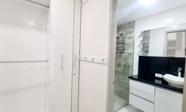 ¡Apartamento en Primer Piso con Amplios Espacios y Comodidades!