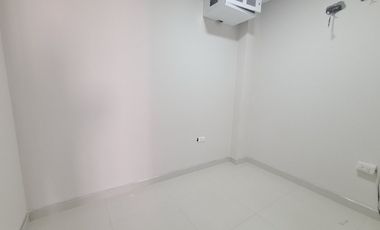 ¡Apartamento en Primer Piso con Amplios Espacios y Comodidades!