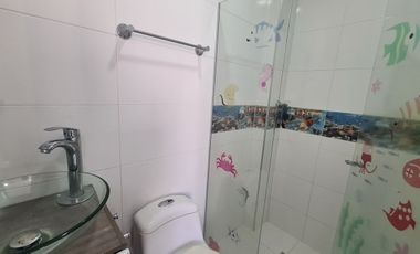 ¡Apartamento en Primer Piso con Amplios Espacios y Comodidades!