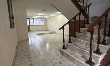 CASA en RENTA Chapultepec MORELIA