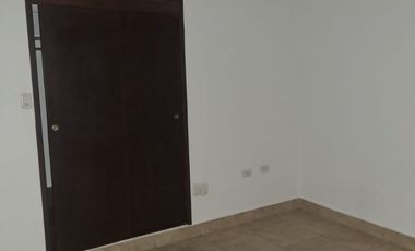 SE ARRIENDA APARTAMENTO BARRIO ANDALUCIA CALLE 18 # 27A-44