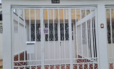 SE ARRIENDA APARTAMENTO BARRIO ANDALUCIA CALLE 18 # 27A-44