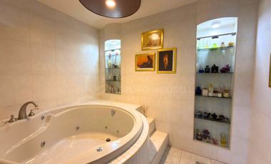 VENTA DE CASA 3 PISOS - CHORRILLO AV. ALAMEDA SUR