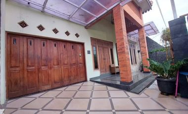 Rumah Joglo Modern di Jatinangor Dekat Kampus UNPAD