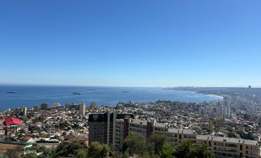 Arrienda cómodo departamento con gran vista Agua Santa Viña