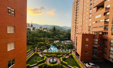 APARTAMENTO EN ARRIENDO LOMA DE LOS BERNAL MEDELLIN