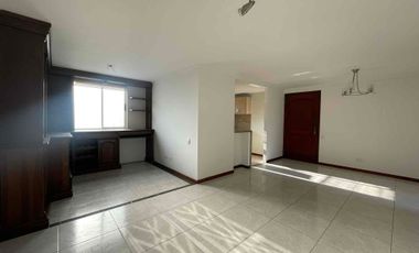 APARTAMENTO EN ARRIENDO LOMA DE LOS BERNAL MEDELLIN