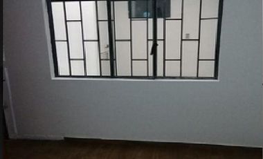 Casa Rentera con 5 Departamentos en Carcelén