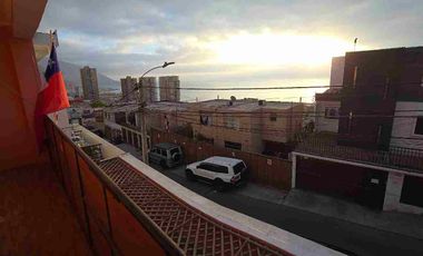 CASA EN VENTA CON RECEPCIÓN FINAL, SECTOR SUR DE IQUIQUE.