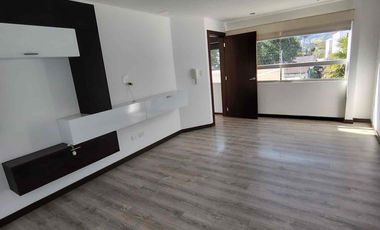 Casa en Venta en Mirasierra con Patio