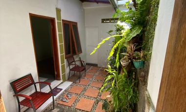 Dijual Murah Rumah dan Tanah Luas Lokasi Kalasan di Dekat Bandara Lama