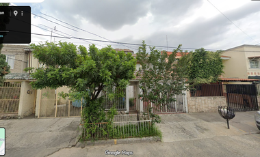 Casa de oportunidad C. Urbano San Roman  precio de recuperaciòn $ 1'034,800 precio  por tiempo limitado