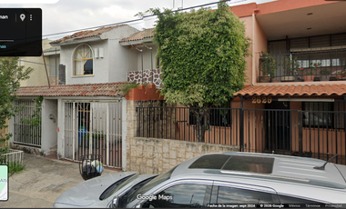 Casa de oportunidad C. Urbano San Roman  precio de recuperaciòn $ 1'034,800 precio  por tiempo limitado