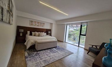 Vendo departamento en milenio con vista a la cañada 2 recamara + estudio 3 baños 3 autos