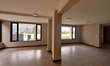 Venta de Casa en Tumbaco