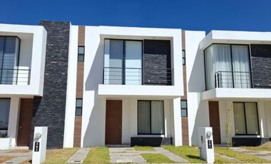 CASA AMUEBLADA EN RENTA RESIDENCIAL ARZÚA LEON GTO ZONA SUR