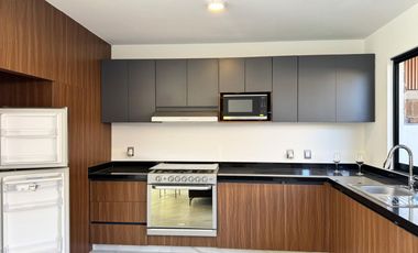 CASA AMUEBLADA EN RENTA RESIDENCIAL ARZÚA LEON GTO ZONA SUR