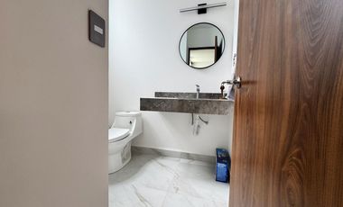 CASA AMUEBLADA EN RENTA RESIDENCIAL ARZÚA LEON GTO ZONA SUR