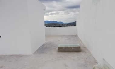 VENTA DE CASA A ESTRENAR EN IBARRA