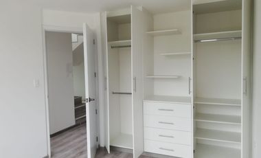 VENTA DE CASA A ESTRENAR EN IBARRA