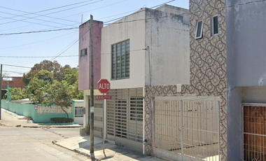 CASA EN VENTA EN EXCELENTES CONDICIONES. COATZALCOALCOS, VERACRUZ. ¡¡RECUPERACION BANCARIA!!