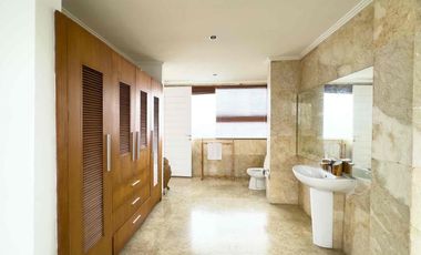 VILLA for SALE, N rent Traditional and Modern Concept Style Villa in around Canggu kayu tulang utara