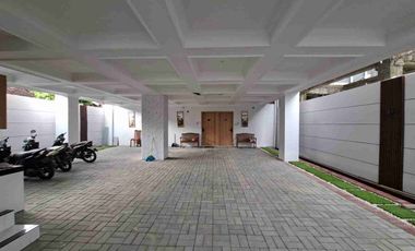 Dijual Kost Eksklusif 25 Kamar Full Furnished Di Maguwoharjo Yogya, Dekat Banyak Kampus