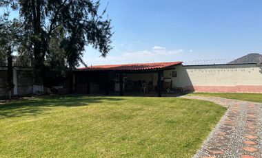 Quinta de descanso en venta - Senguio, Mich. – Frente al Río Descripción: Excelente oportunidad de inversión en Senguio. Propiedad totalmente equipada