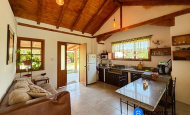 En arriendo casa amoblada con piscina en malacatos totalmente amoblada, sector residencial