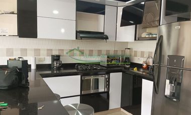 ARRENDAMOS APARTAMENTO AMOBLADO EN EL CONDOMINIO ALMENDRO - RICAURTE