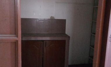 Se vende casa en Urdesa Norte.