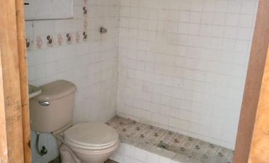 Se vende casa en Urdesa Norte.