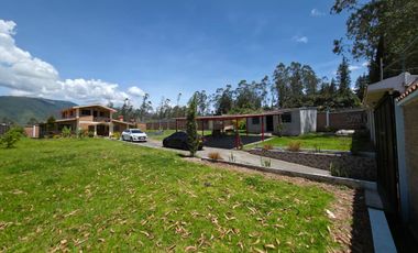 Se vende hermosa casa de campo via San Clemente Ibarra
