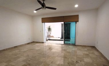 Casa en venta Jardines del Sol