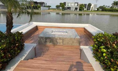 Departamento de Venta  de estreno planta baja en Lake view