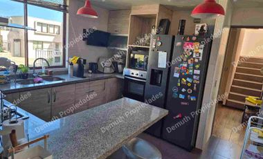 Quilpue, casa en Condominio Lomas del Sol
