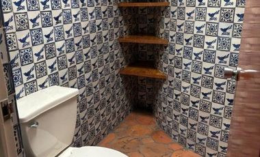 CASA MUY AMPLIA