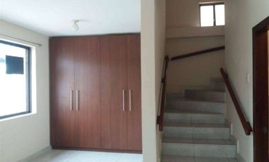 Renta de Casa en Urbanización Sur Manta