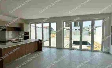 Casa a estrenar en venta - Aires Norte, Samborondón