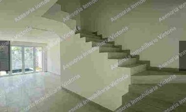 Casa a estrenar en venta - Aires Norte, Samborondón